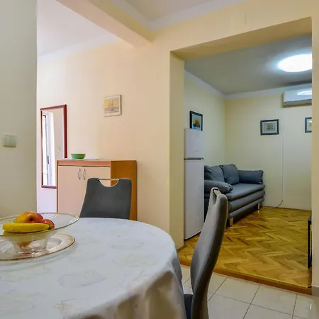 Olga.4 Apartment