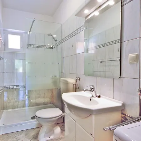 Apartamento Olga-4 By Interhome