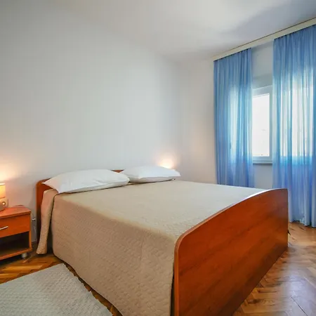 Apartamento Olga-4 By Interhome Banjol