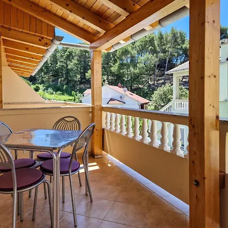 Olga-4 By Interhome * Banjol