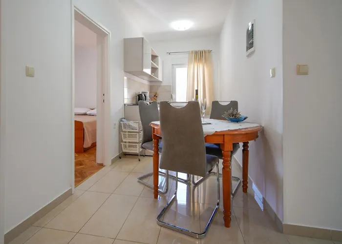 Apartamento Olga-4 By Interhome