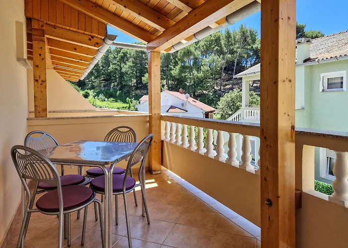 Olga-4 By Interhome * Banjol