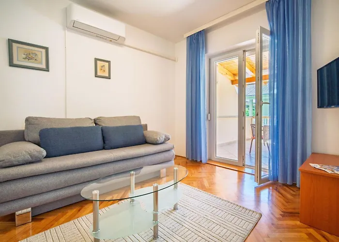 Apartamento Olga-4 By Interhome